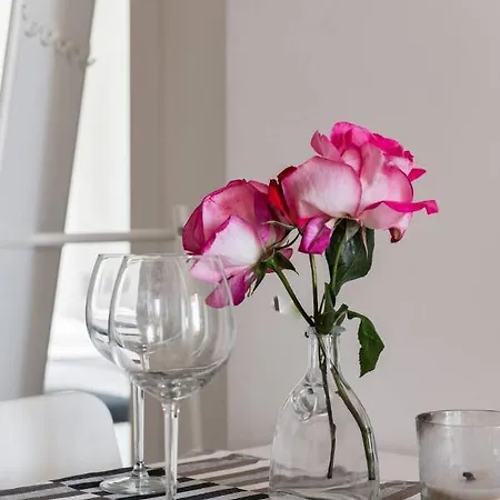 Sea- Room-e Apartment *